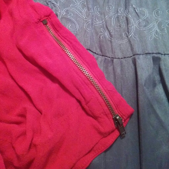 Quarter sleeve blouse - Picture 3 of 3