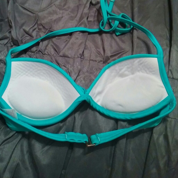 Swim suit top - Picture 2 of 3