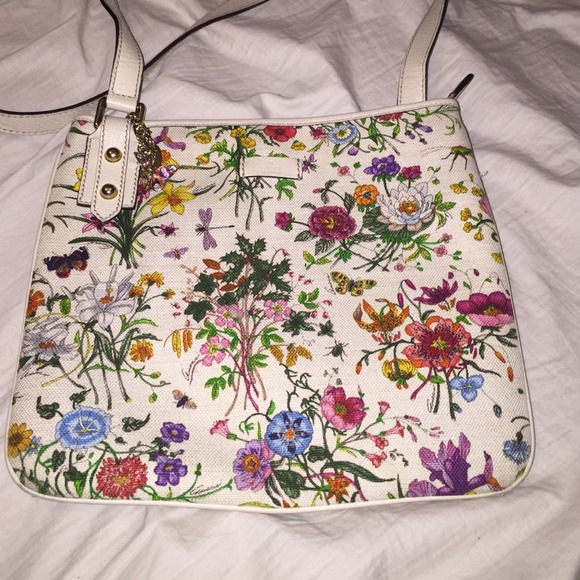 gucci hand bag
