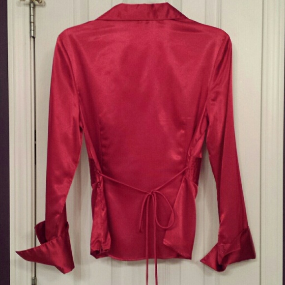 Red Sateen blouse - Picture 4 of 4