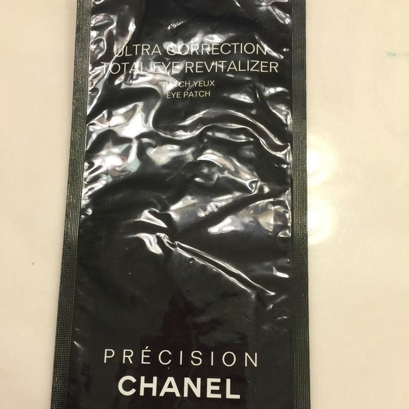 Chanel eye patch !