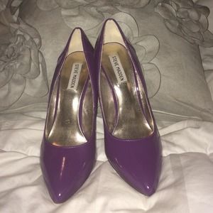 Steve Madden Purple Pumps
