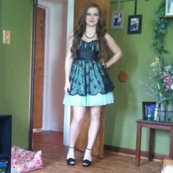 B. Darlin mint green and black dress.