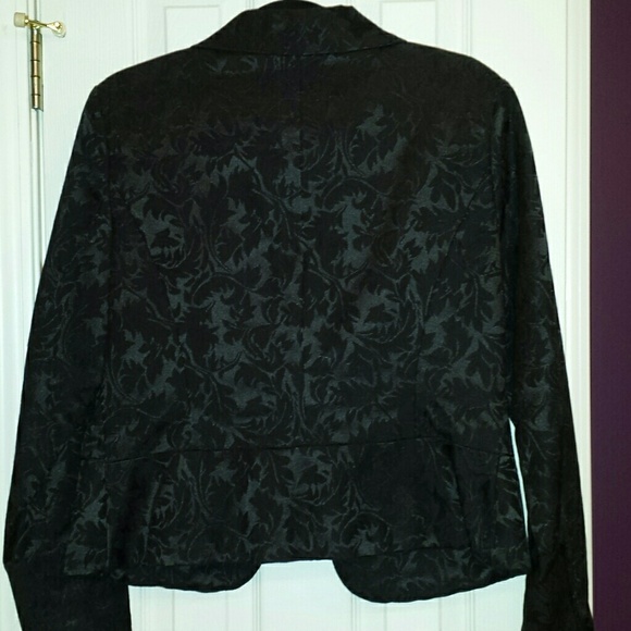 Black Suit - Picture 2 of 3