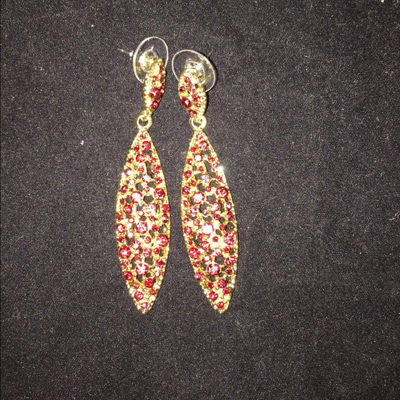 Sparkling ruby like dangling earrings