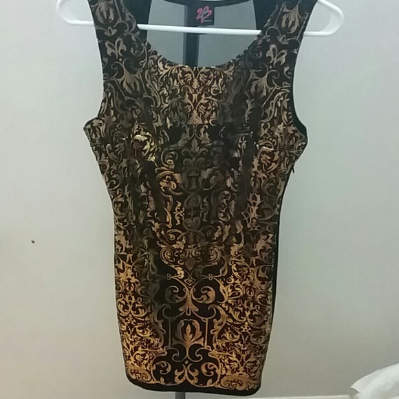 Black/gold bodycon dress