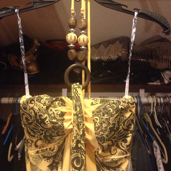 Yellow beaded top 💛 - Picture 2 of 4