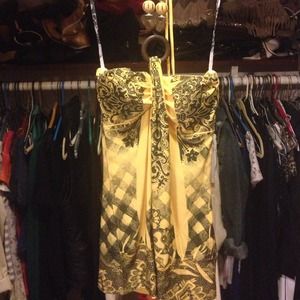 Yellow beaded top 💛