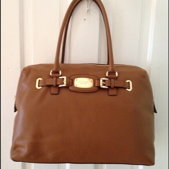 Michael Kors Handbags - 🎉PM Editor Pick🎉Michael Kors Luggage Hamilton