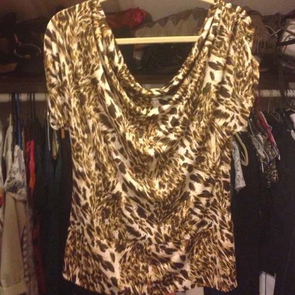 Cheetah top - Picture 1 of 2