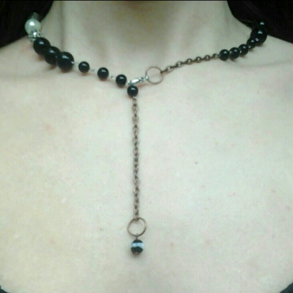 Handcrafted, Beautiful Jasper Cabochon Necklace - Picture 4 of 4