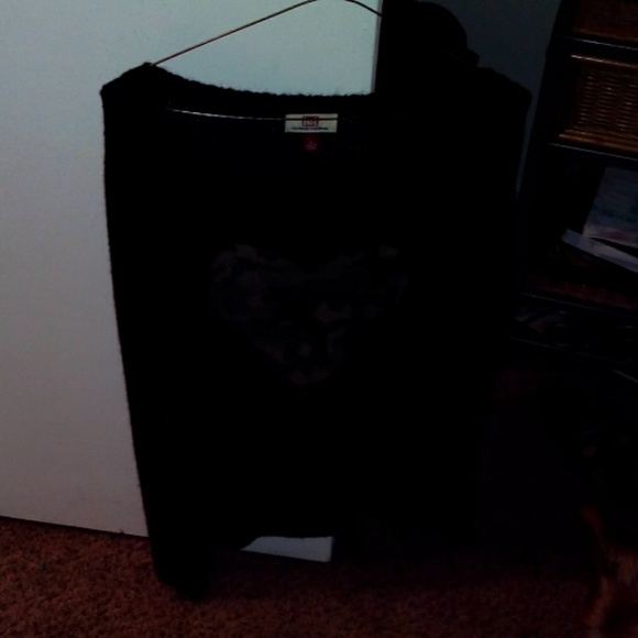 Sweater - Picture 1 of 1