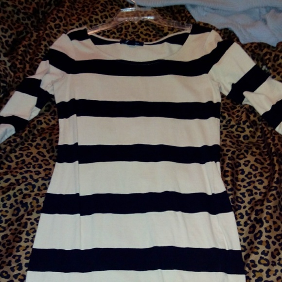 Dress - Picture 1 of 1