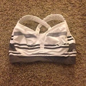Lululemon Athletica Ta ta tamer II sports bra
