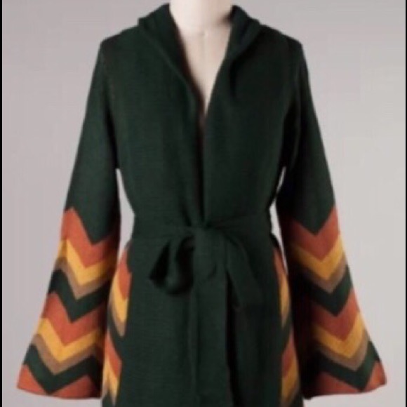 Sweaters - Chevron print cardigan
