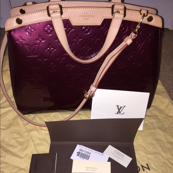 💯 authentic LV Brea GM In ROUGE FAUVISTE - Picture 1 of 4