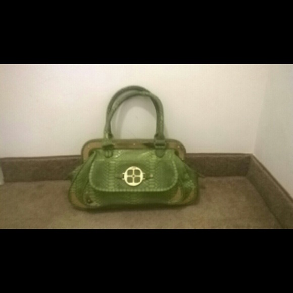 Iman green purse