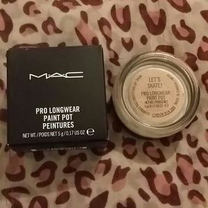 MAC Pro Longwear Paint Pot