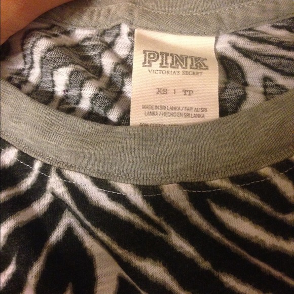 PINK by Victoria's Secret varsity crew. - Picture 3 of 4