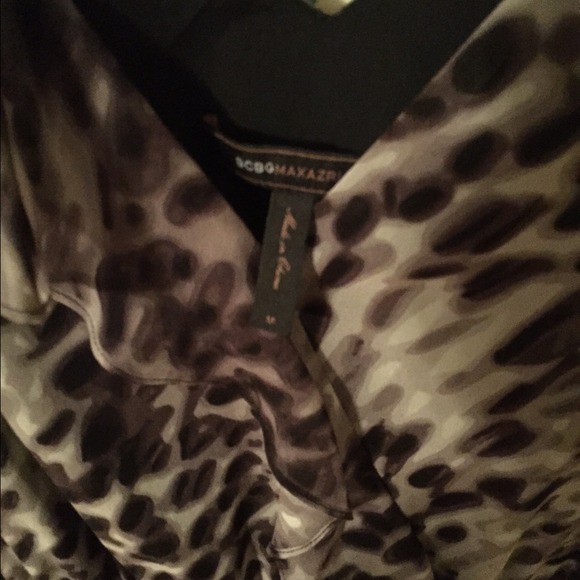 Bcbg dress size medium - Picture 2 of 3