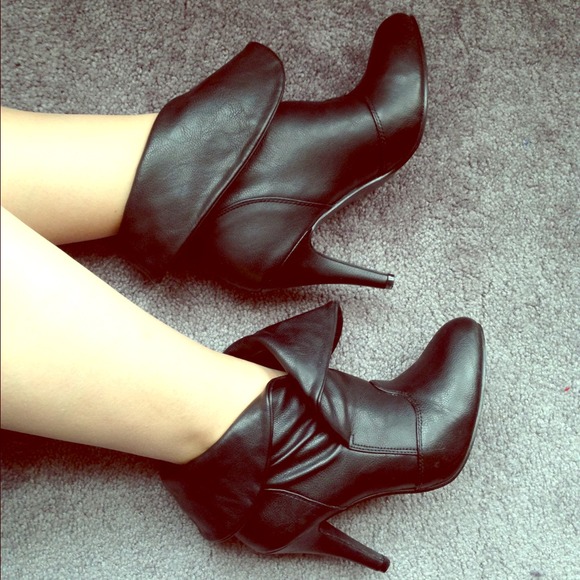 Black boots