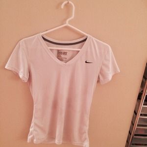 Nike drifit tshirt