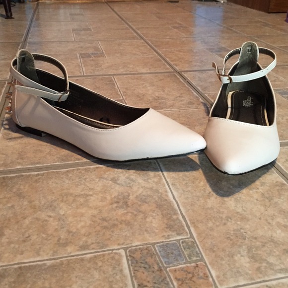 Cream studded spike flats