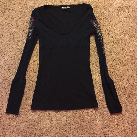 Black long sleeve shirt
