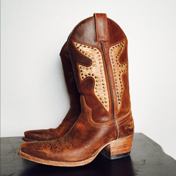 frye daisy duke cowboy boots