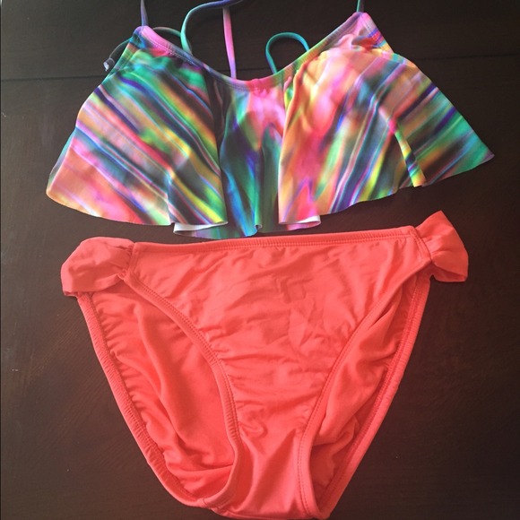 Bathing suit Size M, Target brand, NEW.