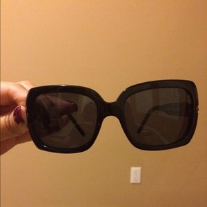 Burberry sunglasses