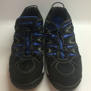 Bundled.   Barely used boys shoes