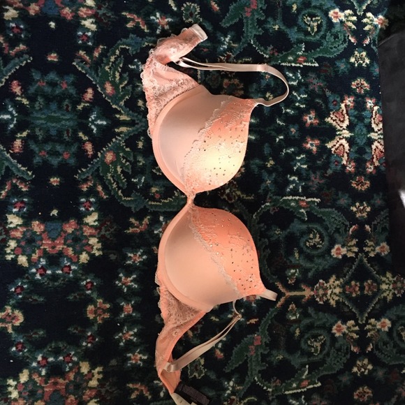 Push up bra