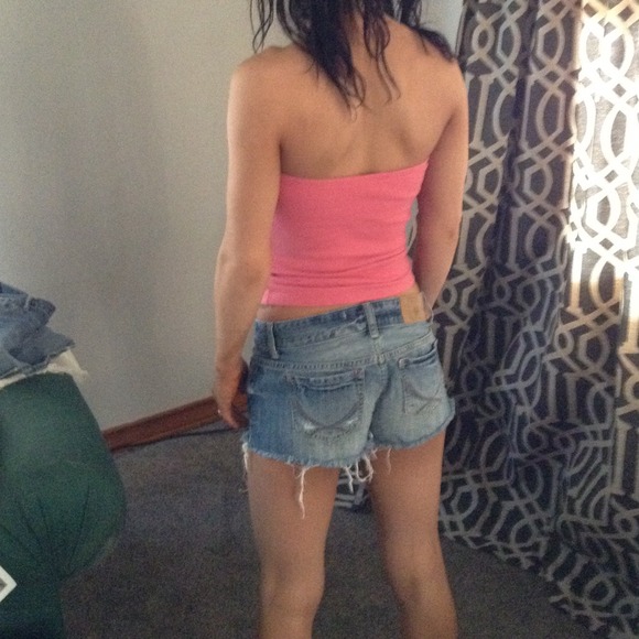 Pink Jean shorts - Picture 2 of 3