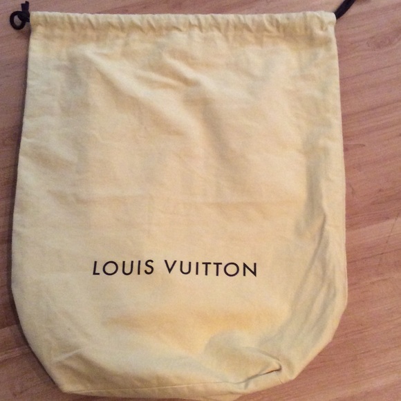 louis vuitton drawstring dust bag