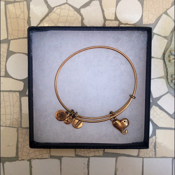 Cupid's Heart ALEX & ANI