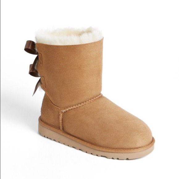 Chestnut Bailey Bow Uggs