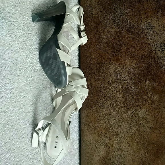 Shoes - Picture 2 of 3