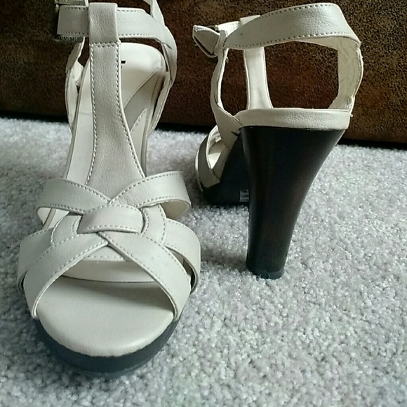 Shoes - Picture 3 of 3