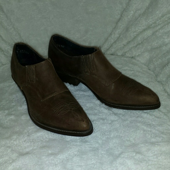 Code West shoes