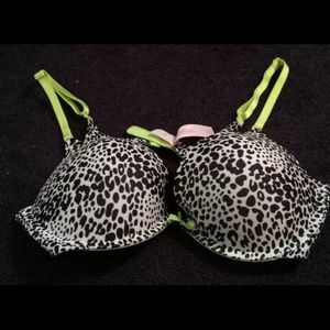 Vickie's push up bra