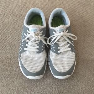 White/Baby Blue/Grey Nike Free Run
