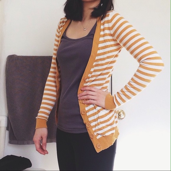 Forever 21 Sweaters - 🌷Host Pick🌷Mustard yellow striped cardigan