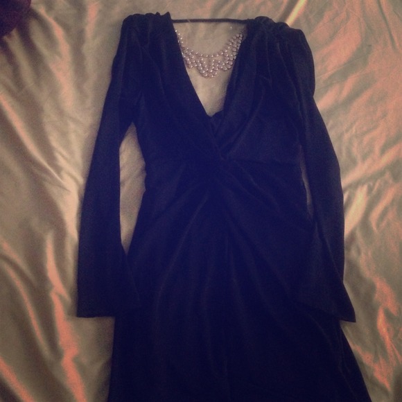 New Beautiful  black dress