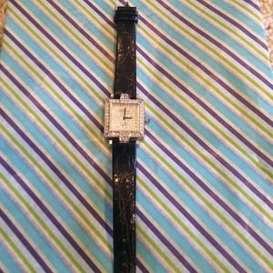 Erwin Pearl watch with genuine leather band!