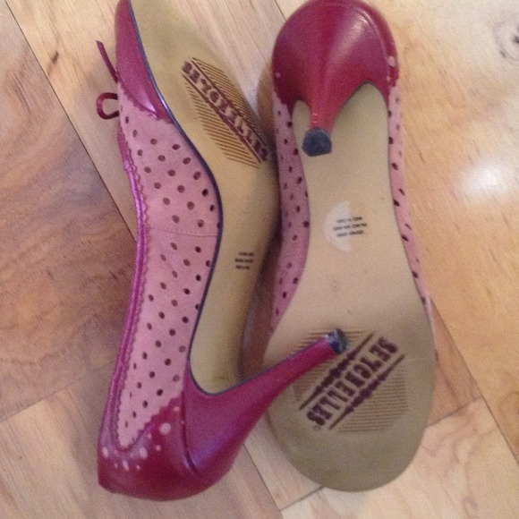 Cranberry and pink round toe pump - Picture 2 of 3