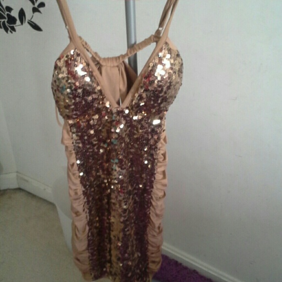 Sparkle gold dress