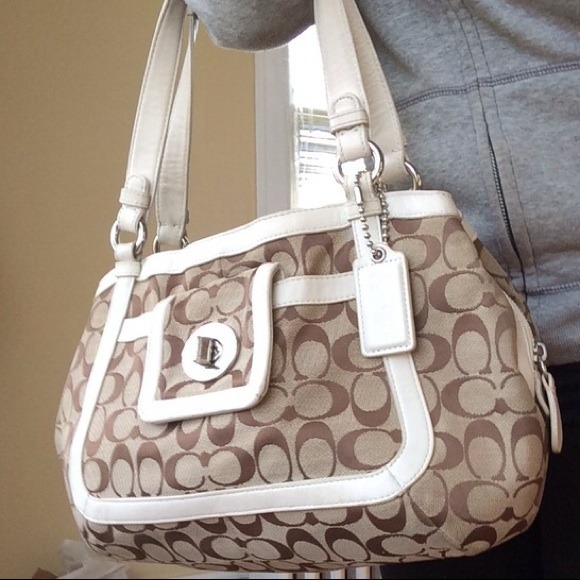 Temp Price Drop ( Price is FIRM) Coach Purse - Picture 2 of 3