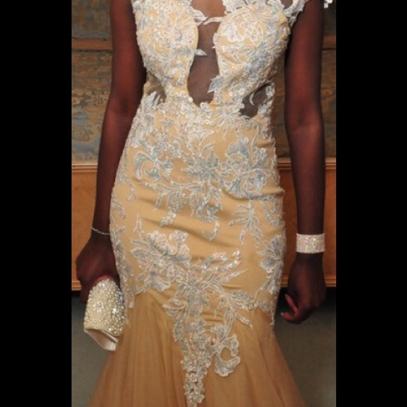 Mac duggal Dresses & Skirts - Mac Duggal Nude Sequin Prom Dress