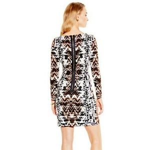 Vince Camuto  Short patterned sheath dress  SALE